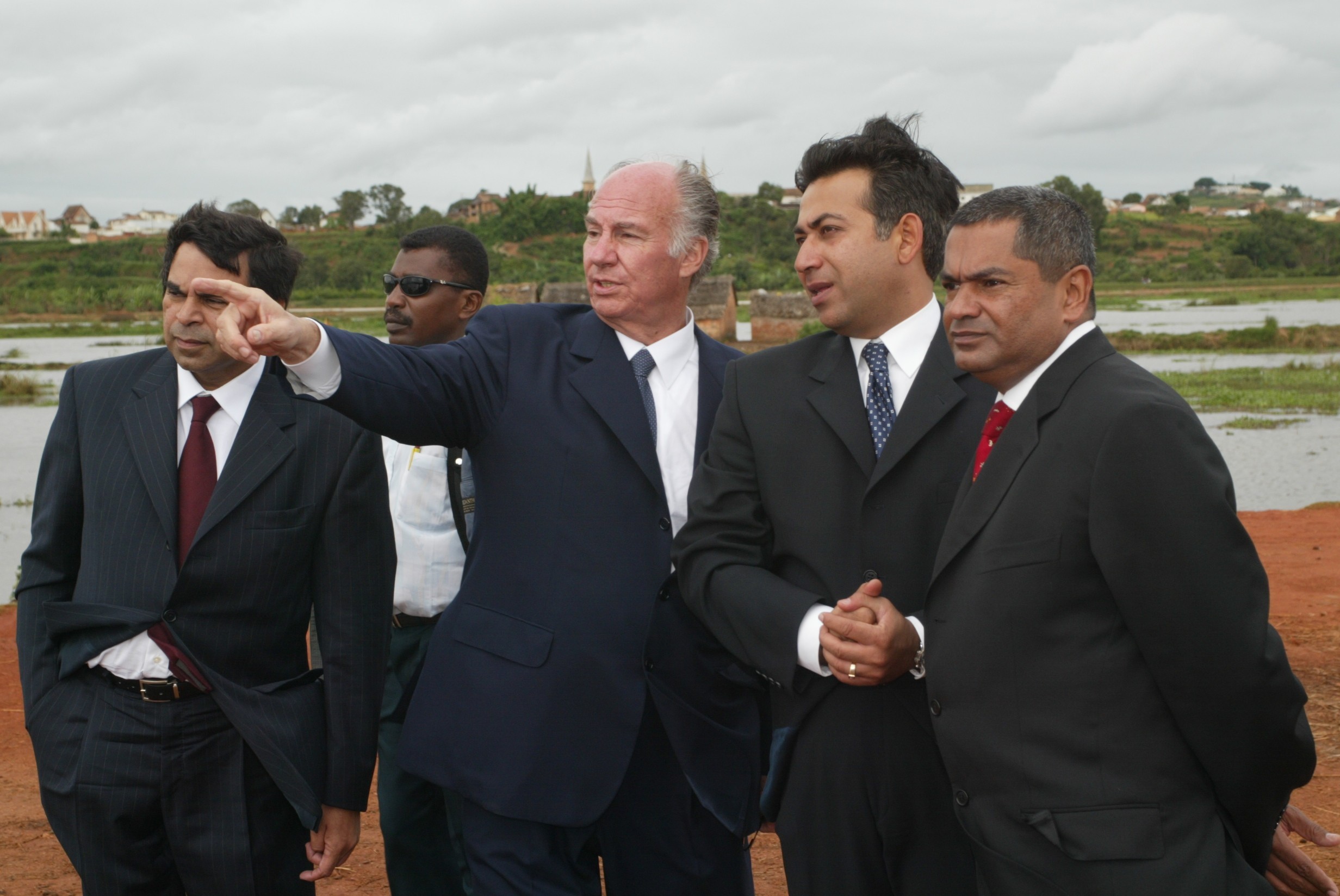 2003 03 21 23 Mada37