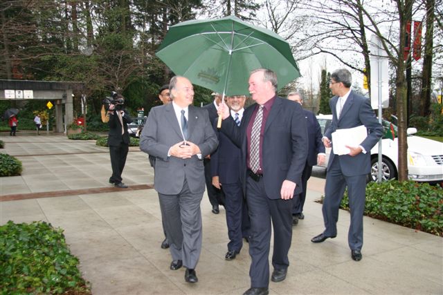 2008 11 25 Canada VancouverMayor (1)