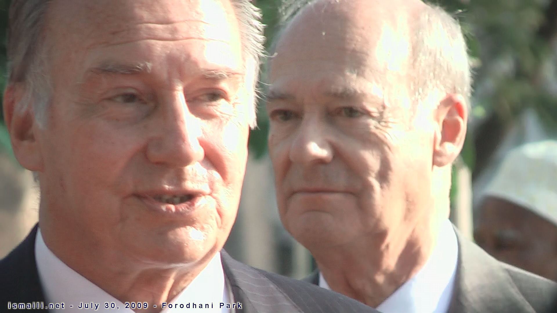 2009 07 30 Forodhani Arrival Prince Amyn With Aga Khan 3