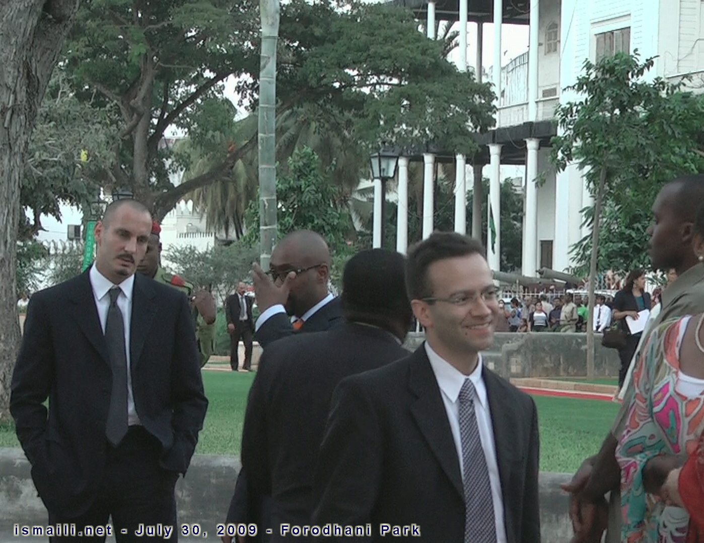 2009 07 30 Forodhani Prince Rahim Aga Khan And Paul Dhala