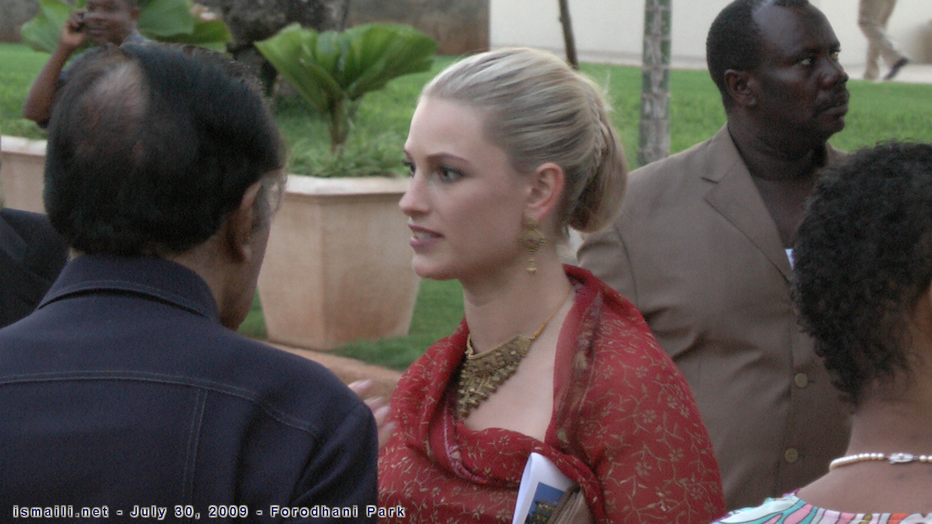 2009 07 30 Zanzibar Forodhani Park Ceremony 0096