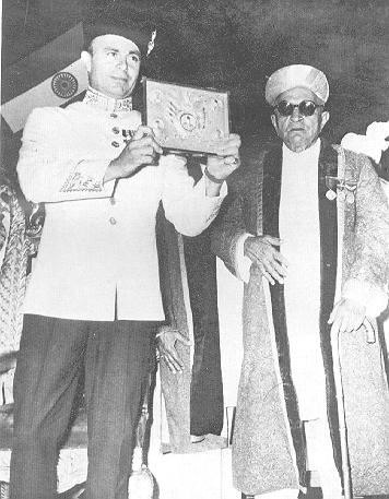 Aga Khan III  112msms