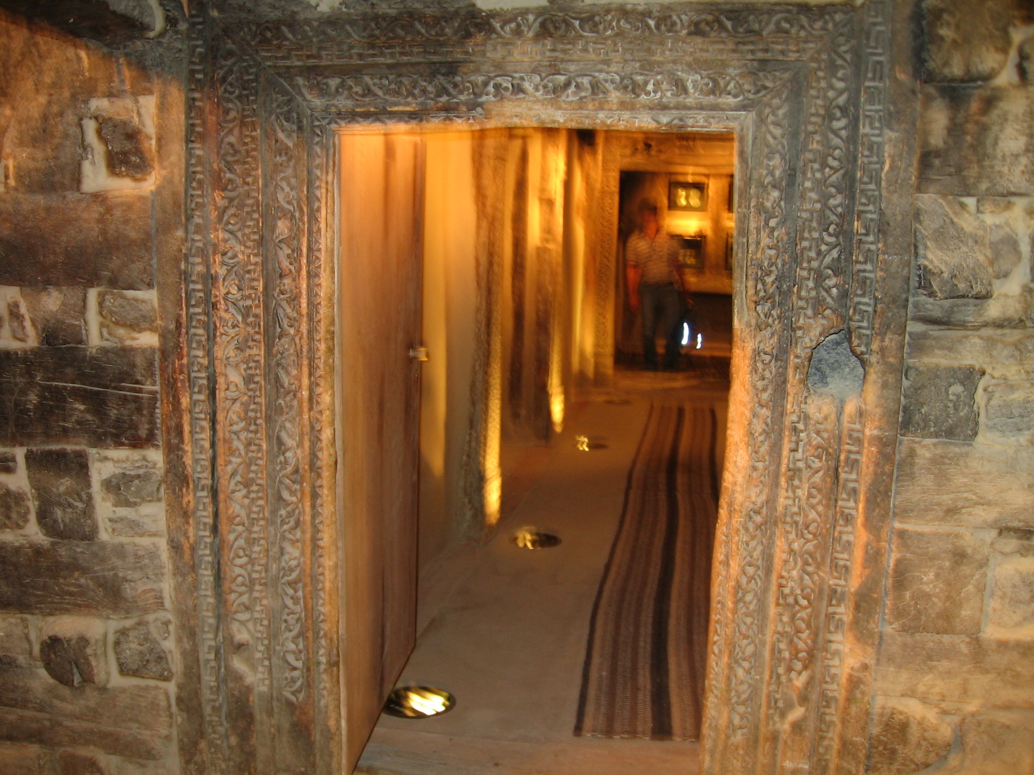 Shigar Antiques Img_0247