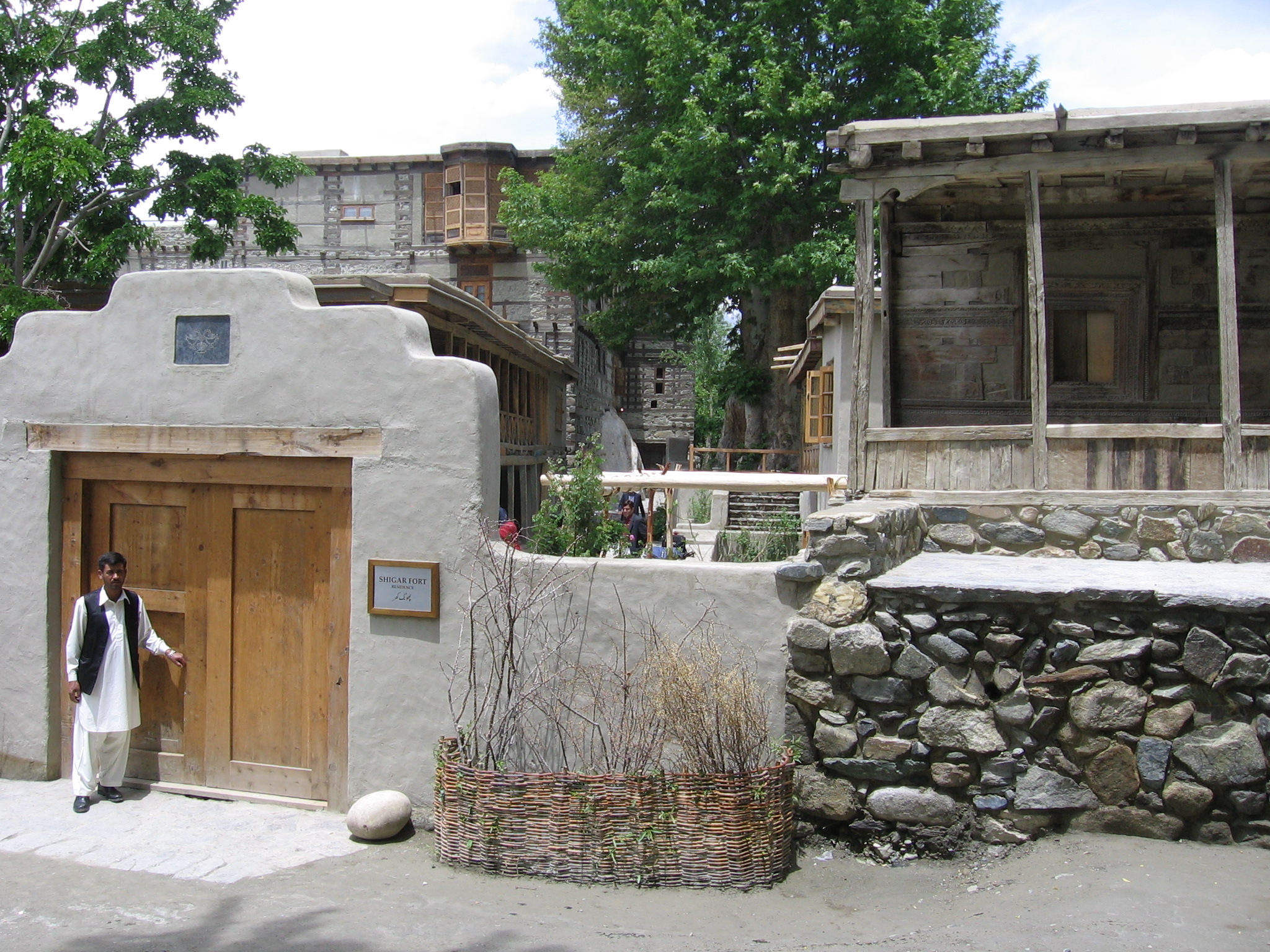 Shigar Gates Img_0336