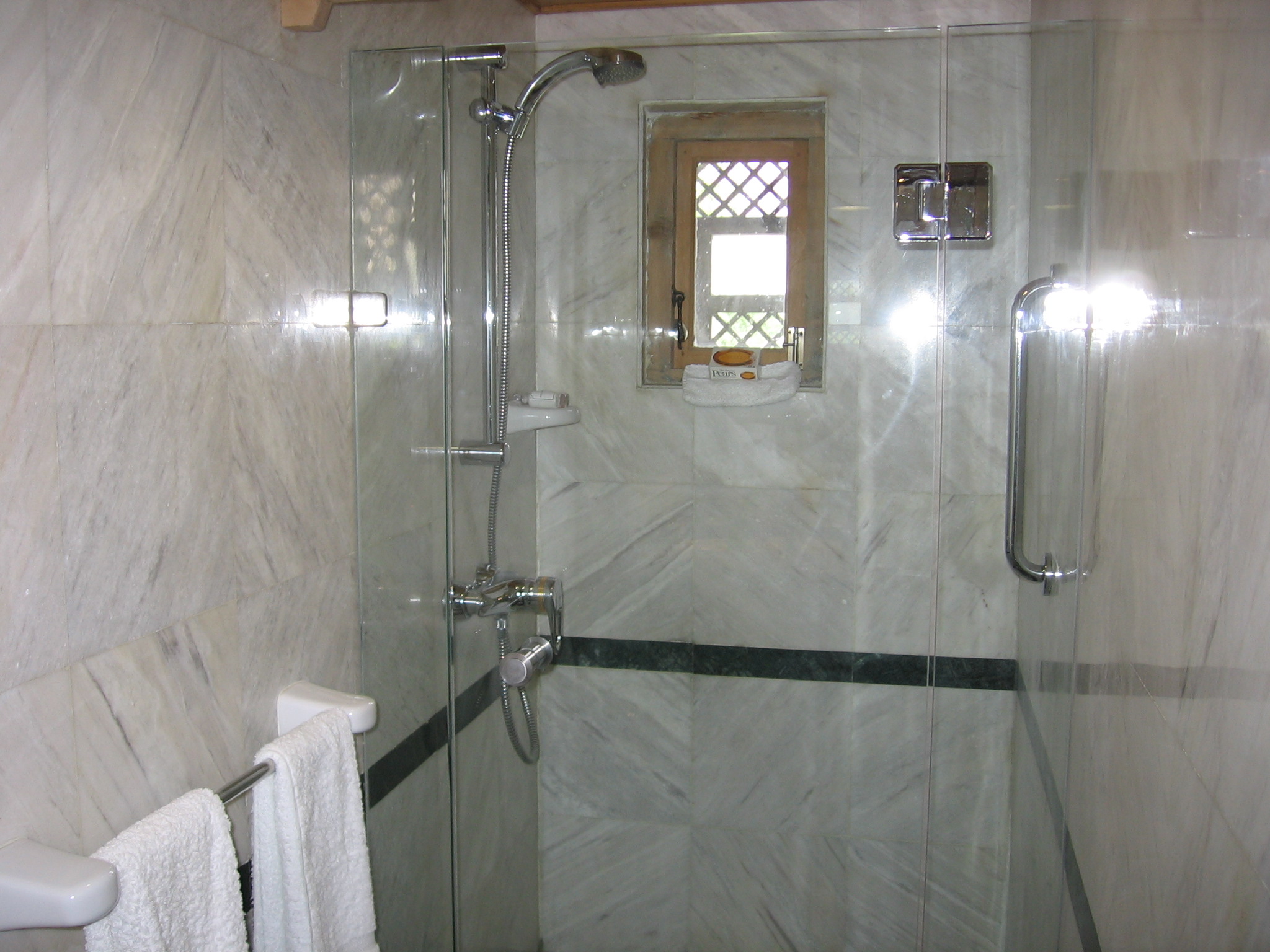 Shigar Bathrooms Img_0149