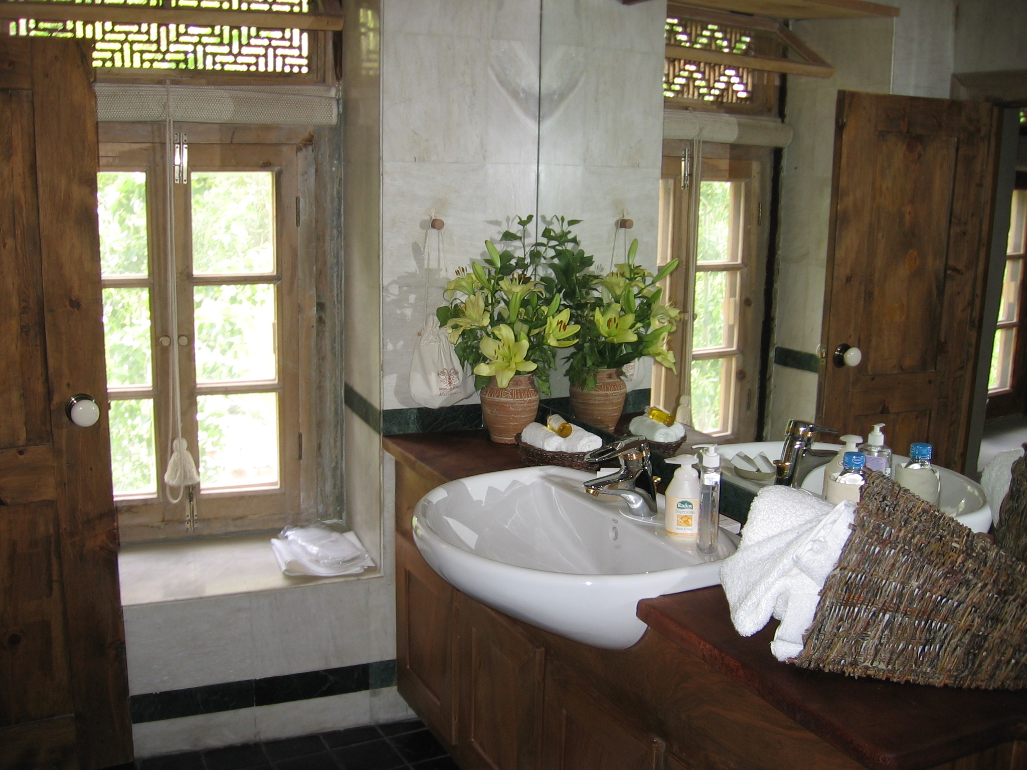 Shigar Bathrooms Img_0174