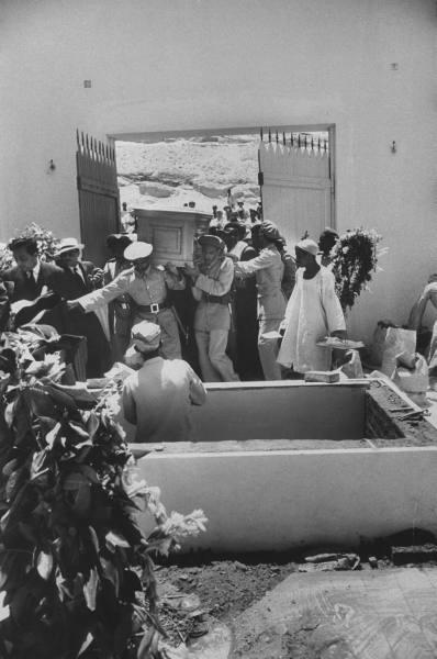 Aga Khan Iii 07 Funeral 4