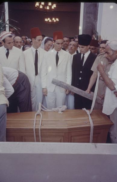Aga Khan Iii 09 Funeral 5
