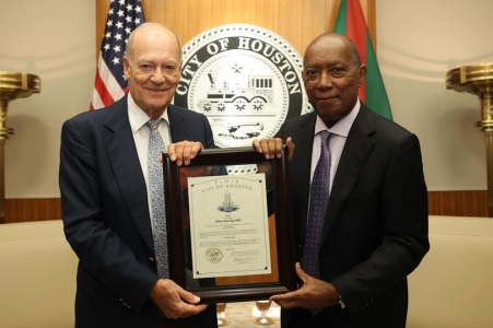 Prince Amyn Aga Khan bestowed an Honorary Citizenship to the City of Houston
