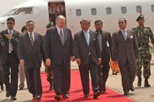 Aga Khan arrives in Dhaka