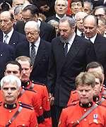 AGA KHAN WAS AMONG THE HONARARY PALLBEARERS - 2000-10-02